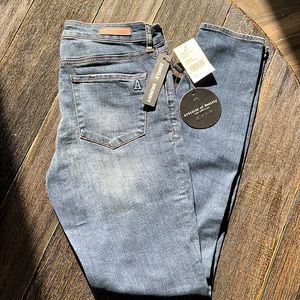 NWT Articles of Society Sarah Skinny Ankle Jeans color Ocho Rios BLUE size 26